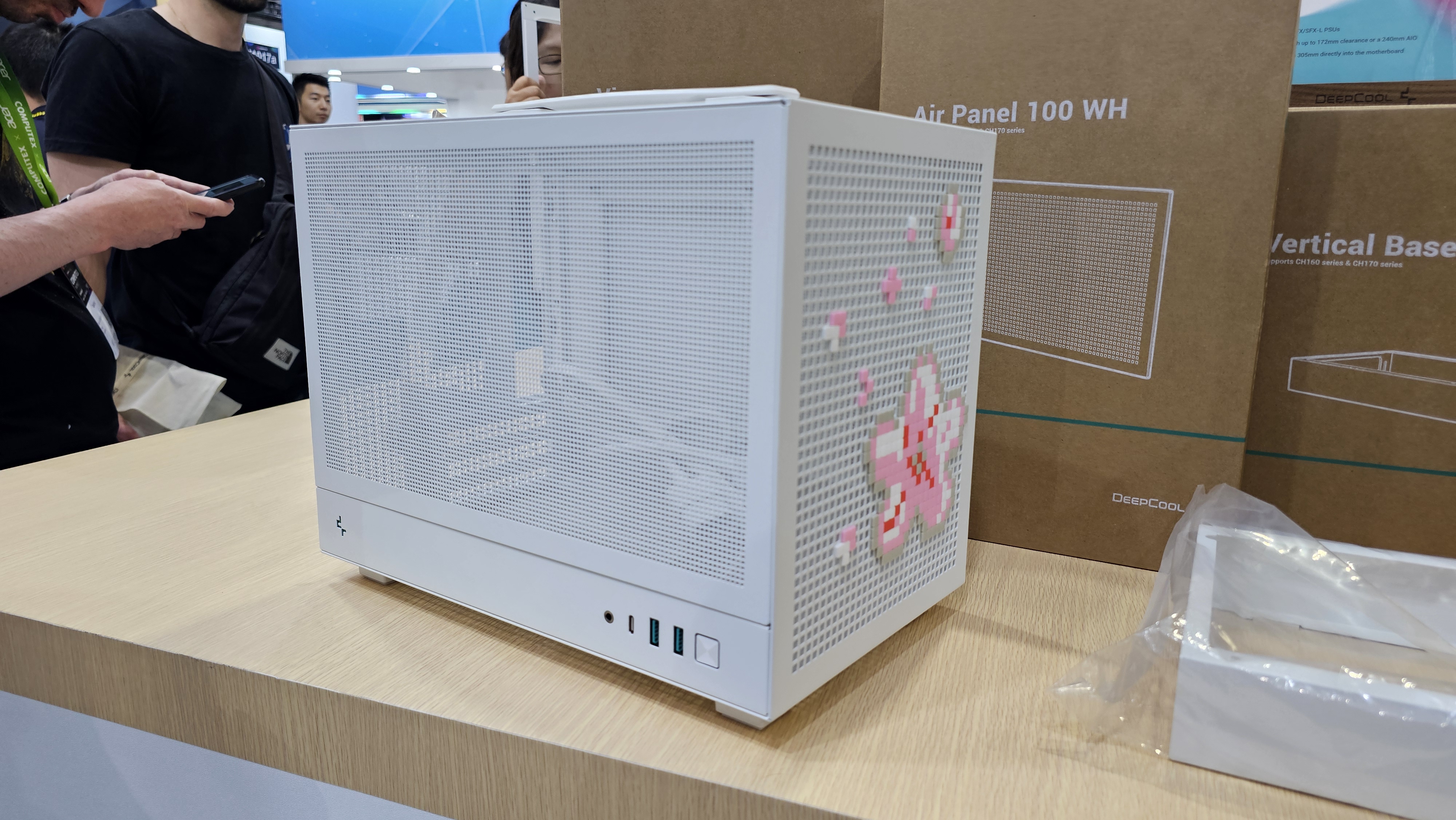Série DeepCool CH160 MESH ITX Case