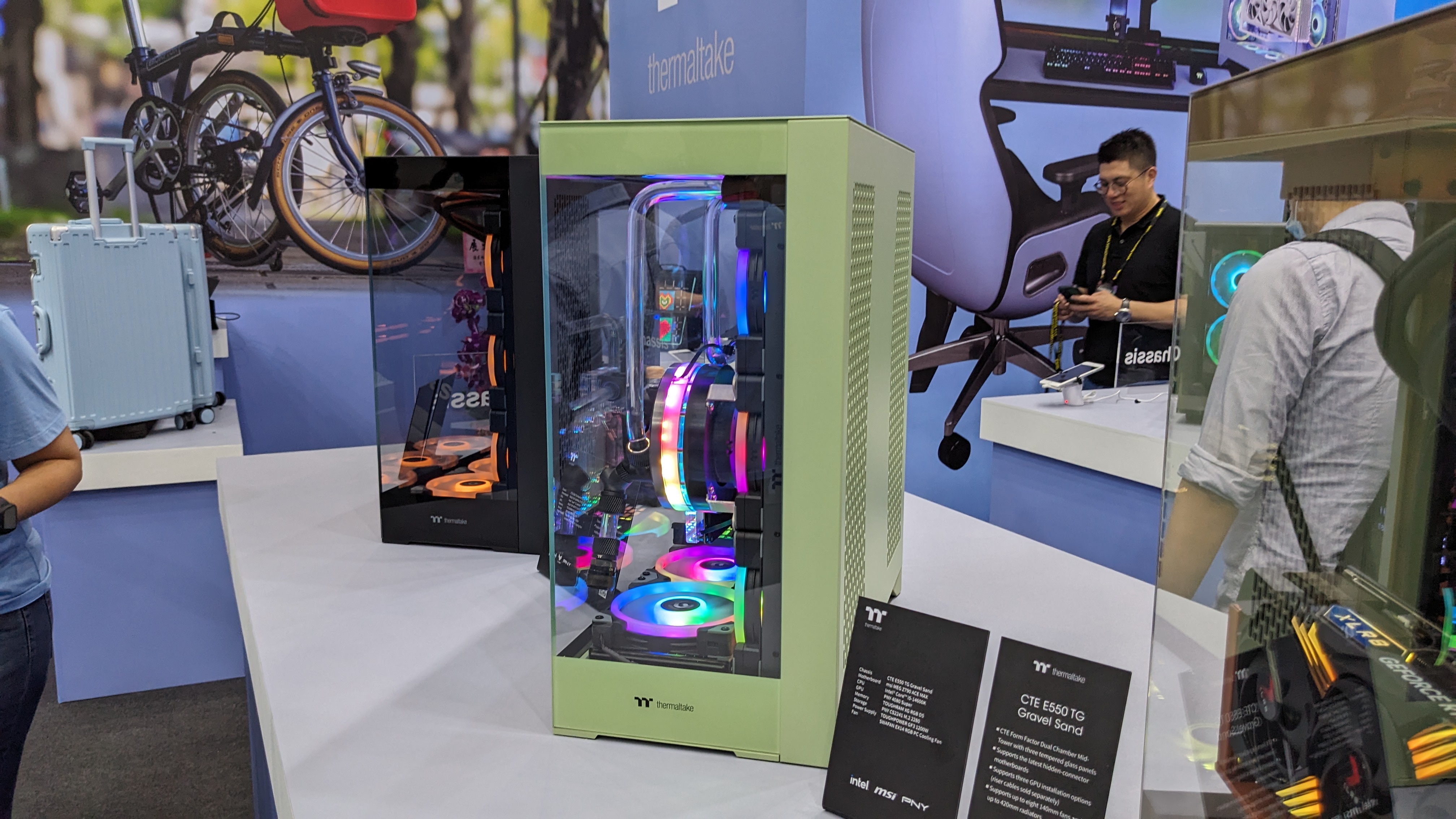 Thermaltake CTE E550 TG e Ceres 350 MX