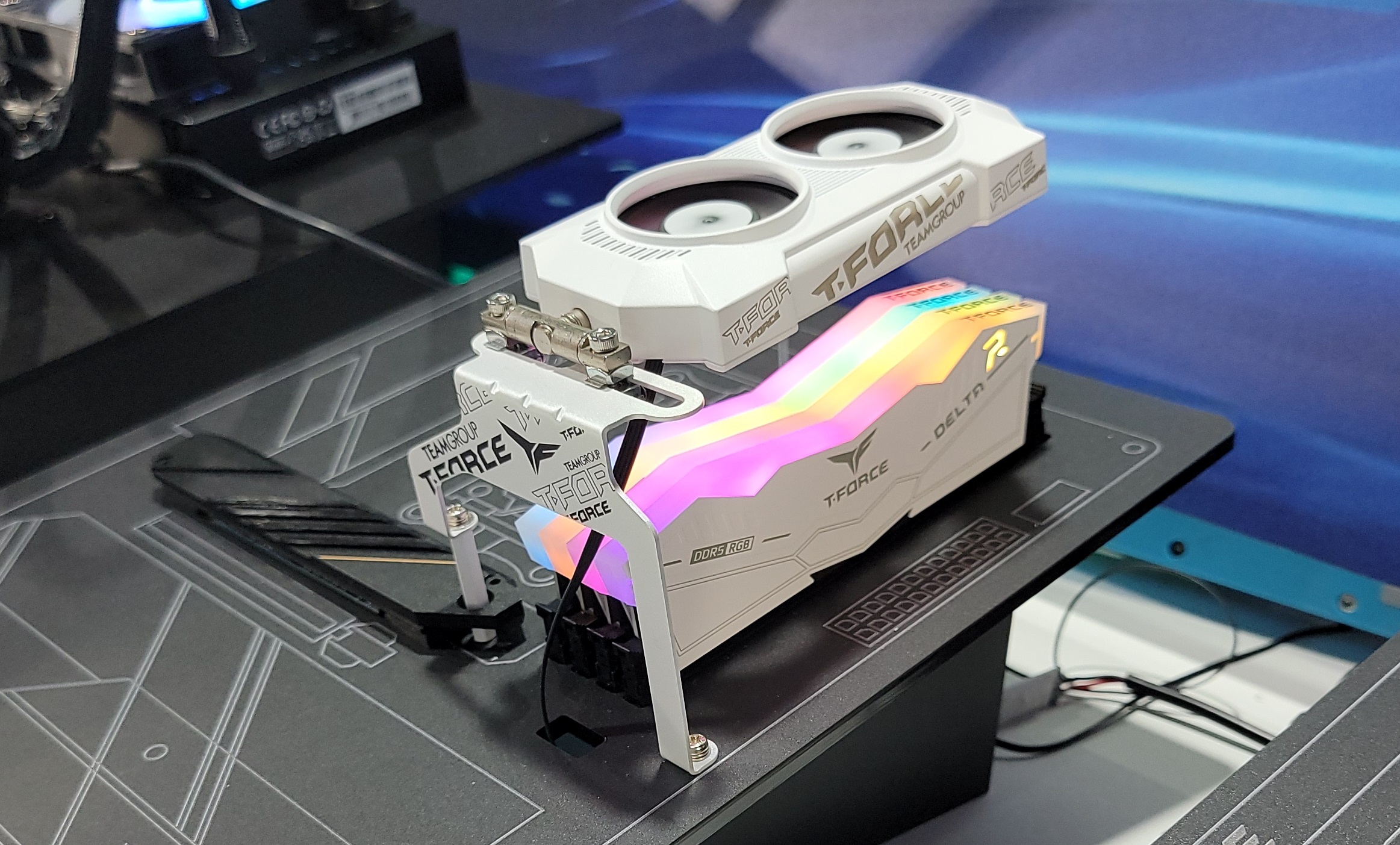 Team Group T-Force Dark AirFlow D5 Memory Cooler with 20mm height