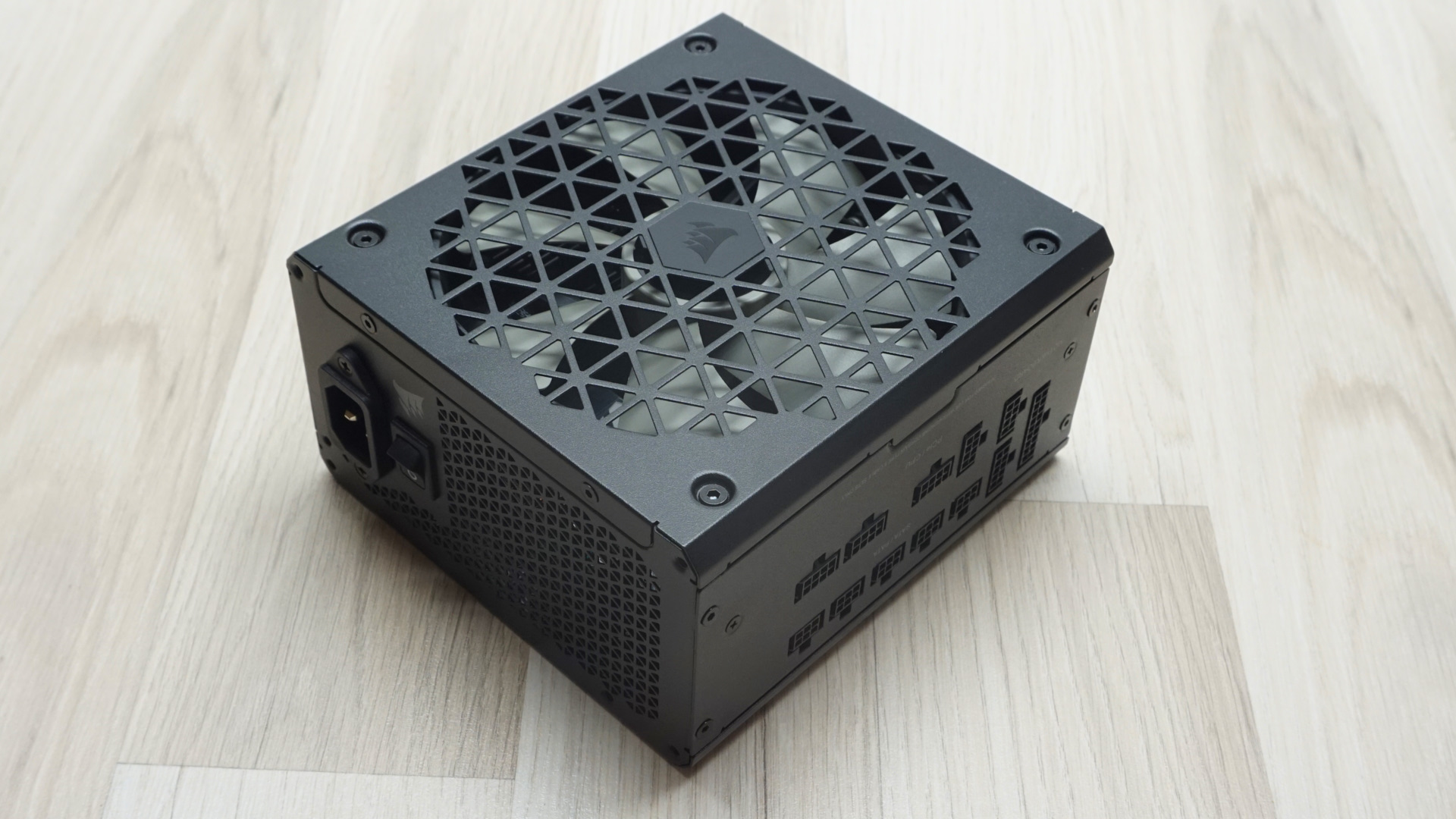 Corsair RM850x Shift 850W ATX 3.1