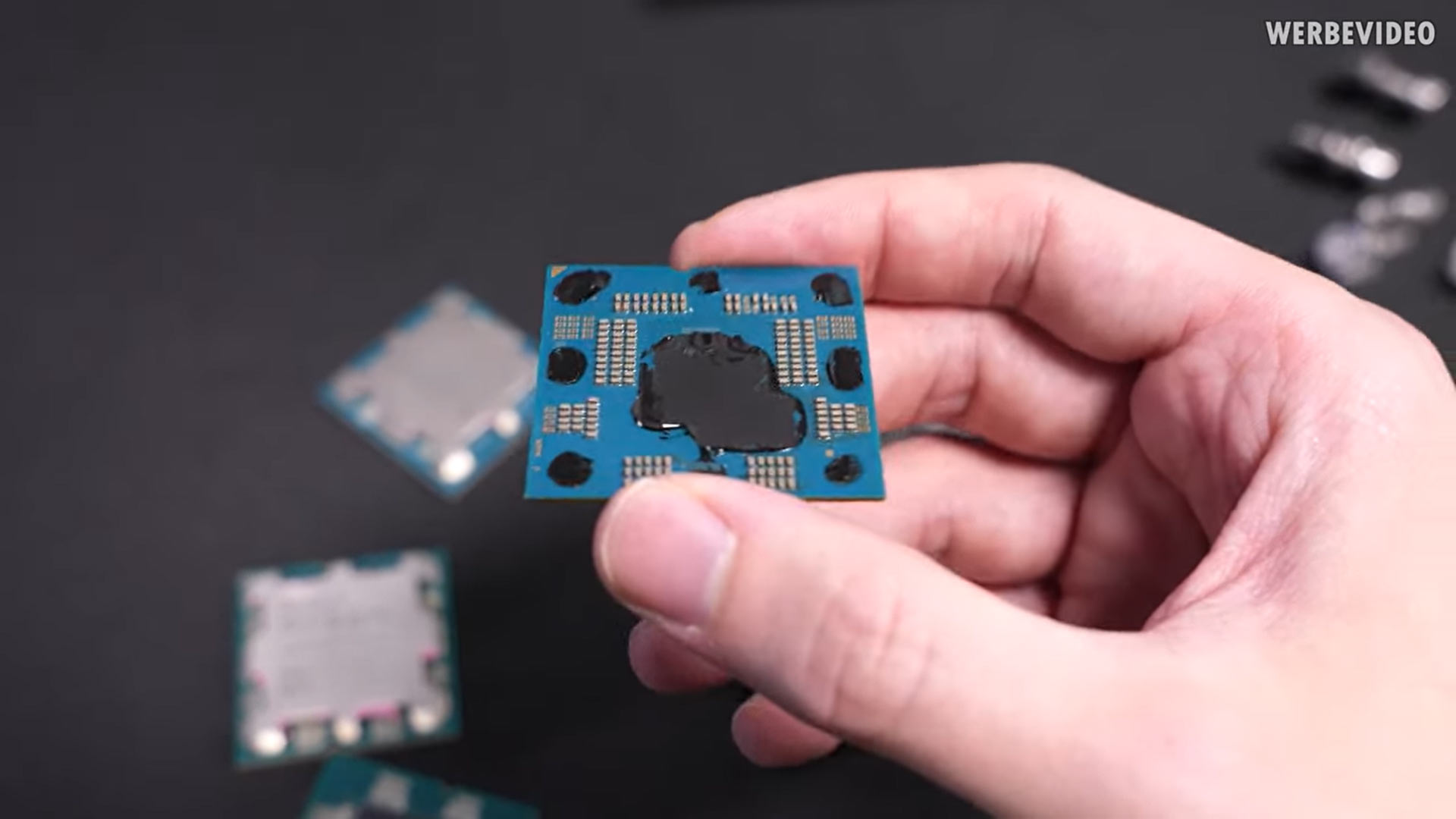Imagem do Ryzen 7 7800X3D falso