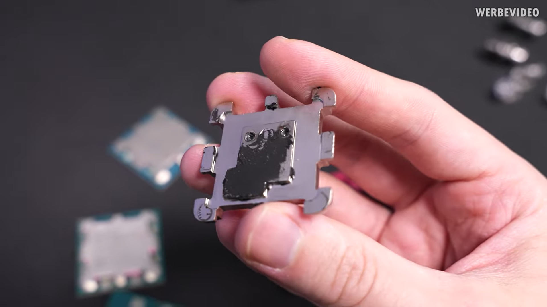 Imagem do Ryzen 7 7800X3D falso