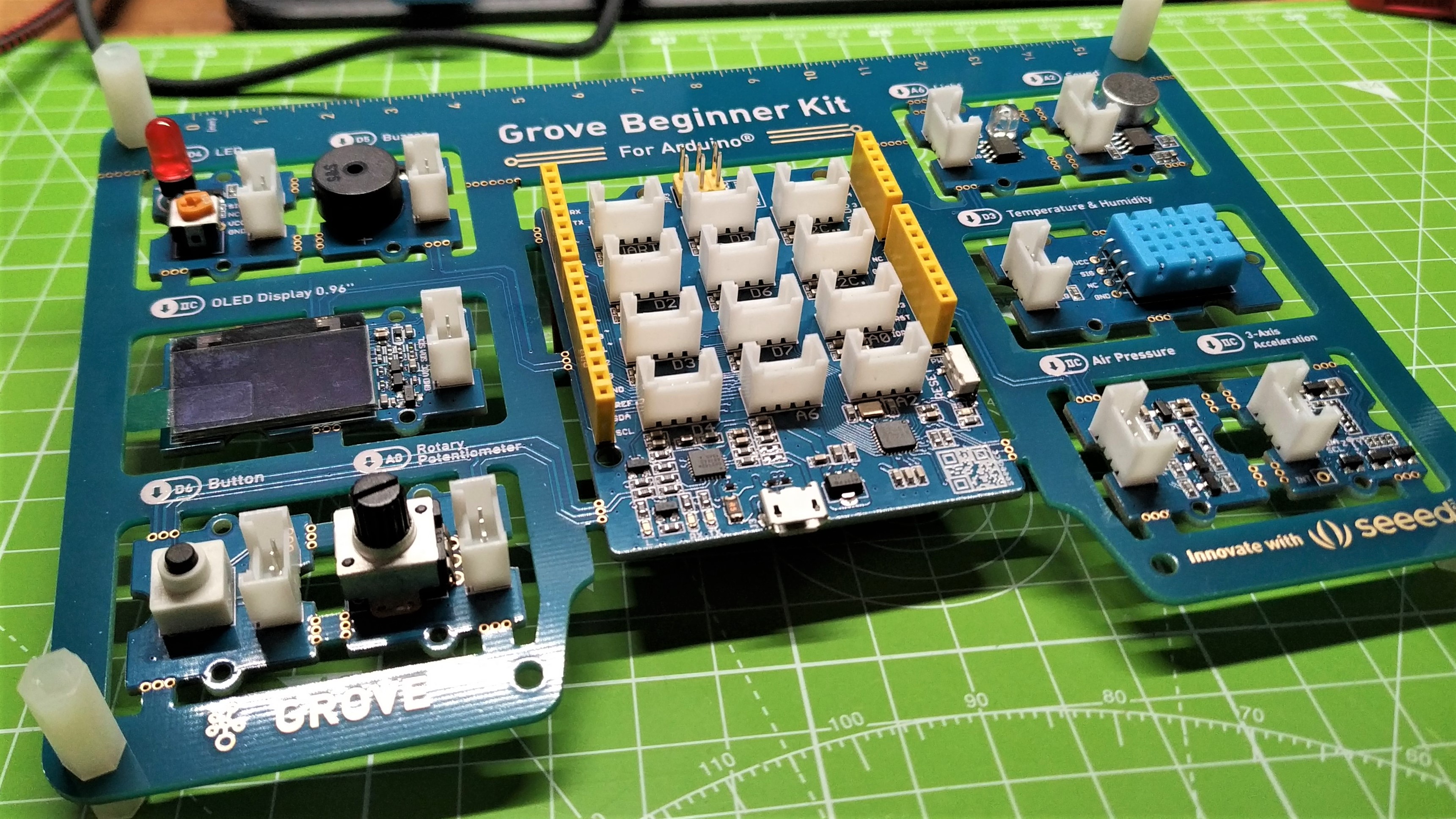 Melhor Introdução ao Grove: Seeed Studio Grove Beginner Kit