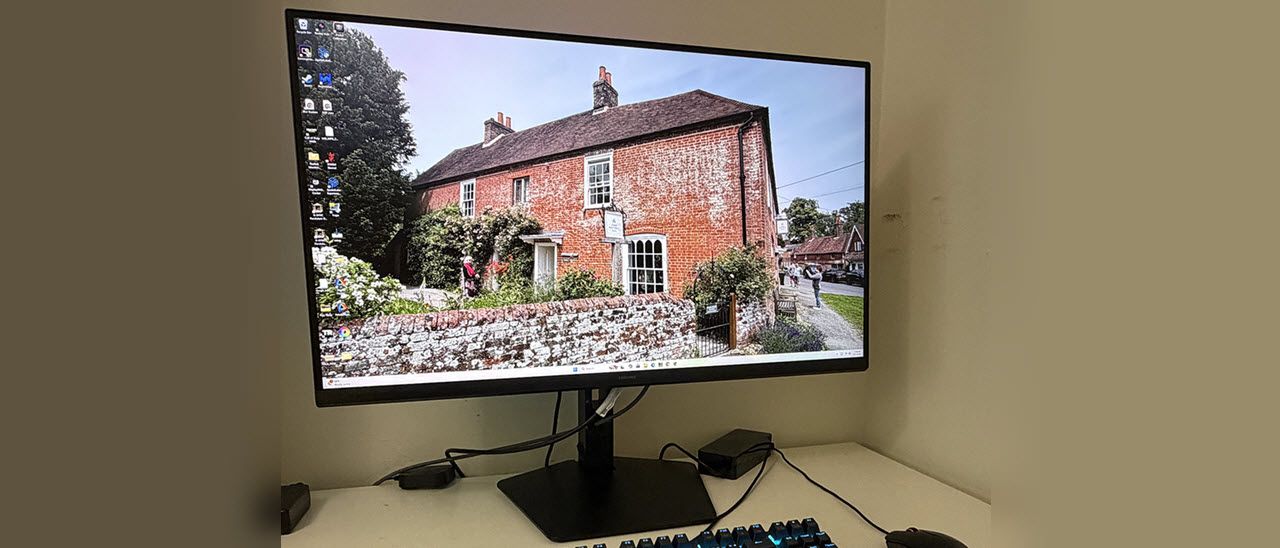 Samsung Odyssey G80HS monitor gamer 6K de 32 polegadas