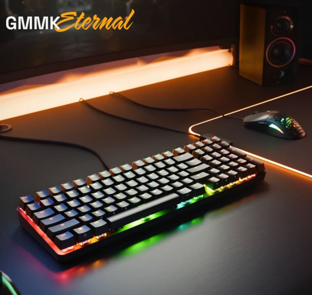 Teclado mecânico Glorious GMMK Eternal com layout 96 por cento e iluminação RGB